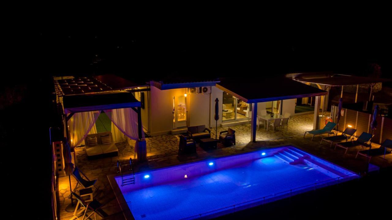 Villa Hera-The Infinity Blue Nisaki  Buitenkant foto